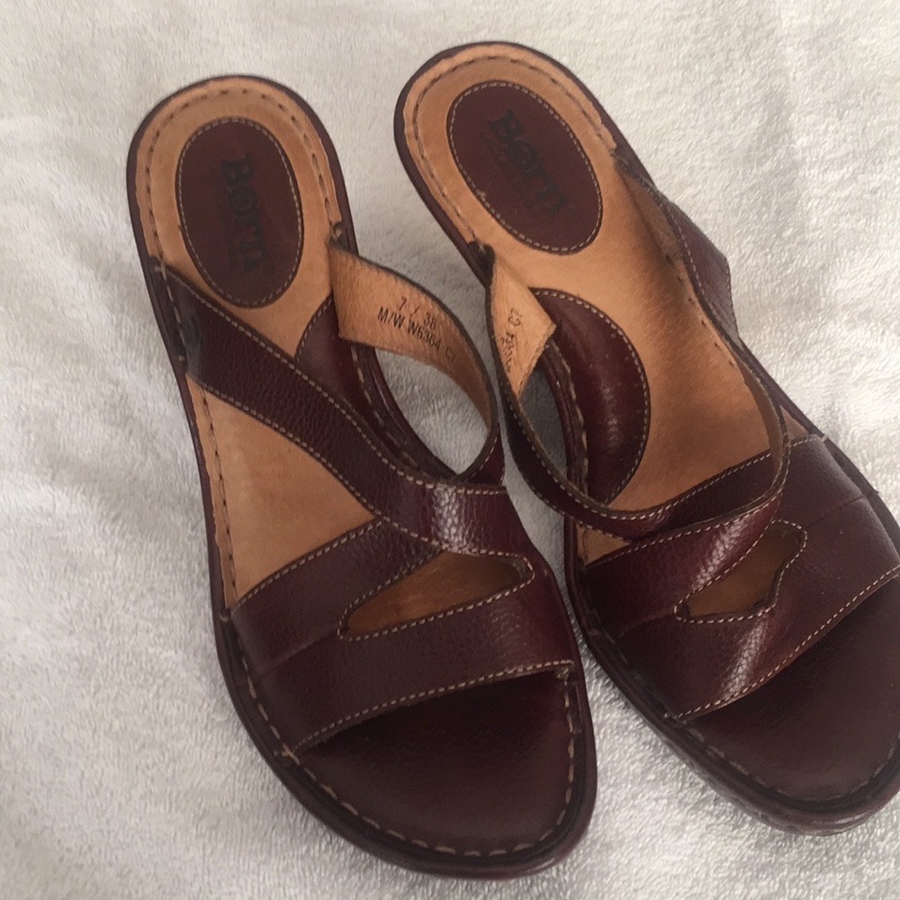 BORN leather sandals